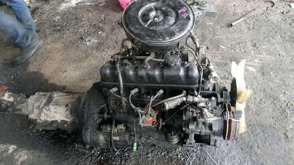 ขายเกียร์ธรรมดาห้าสปีดใส่เครื่องยนต์โตโนต้า 12R