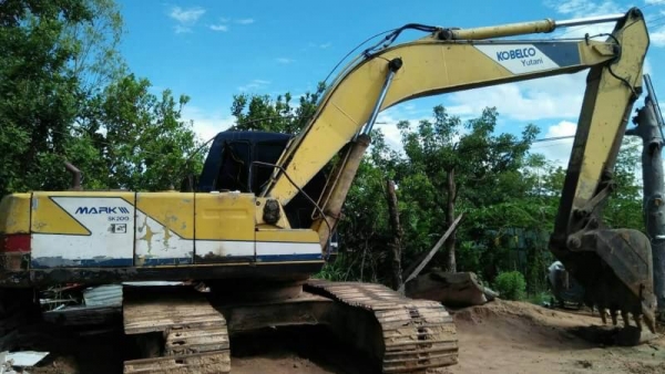 ขาย 455,000 บาท KOBELCO SK200 MARK 3 เครื่องเดิม ปั้มดี เอวมีขยับ ไฟฟ้าตัด เอกสารชื้อขาย   รถอยู่ จ.ยโสธร โทร&amp;ไอดีไลน์ 0610710295