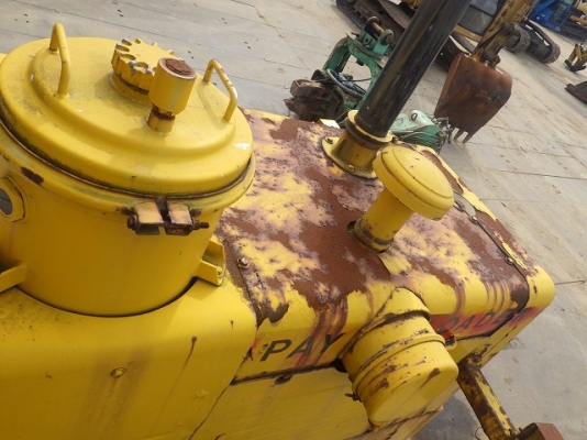 ขายรถตัก ยี่ห้อ KOMATSU รุ่น JH63K ขายรถตัก ยี่ห้อ KOMATSU รุ่น JH63K