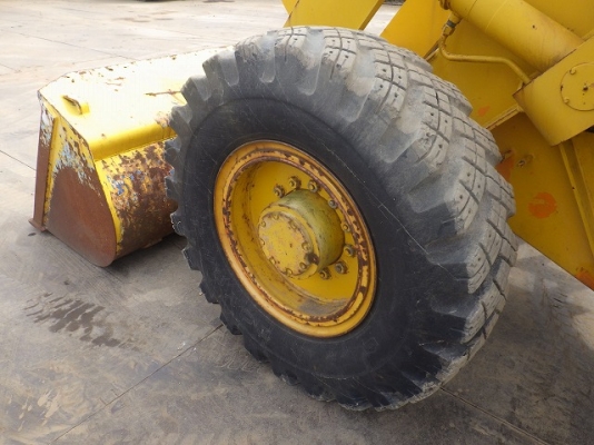 ขายรถตัก ยี่ห้อ KOMATSU รุ่น JH63K ขายรถตัก ยี่ห้อ KOMATSU รุ่น JH63K