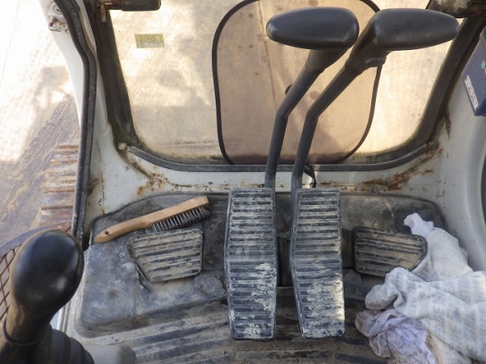 ขายรถแม็คโคร ยี่ห้อ KOBELCO รุ่น SK120-2