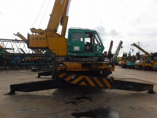 ขายรถเครน ยี่ห้อ KATO รุ่น KR25H-IIIL ขายรถเครน ยี่ห้อ KATO รุ่น KR25H-IIIL