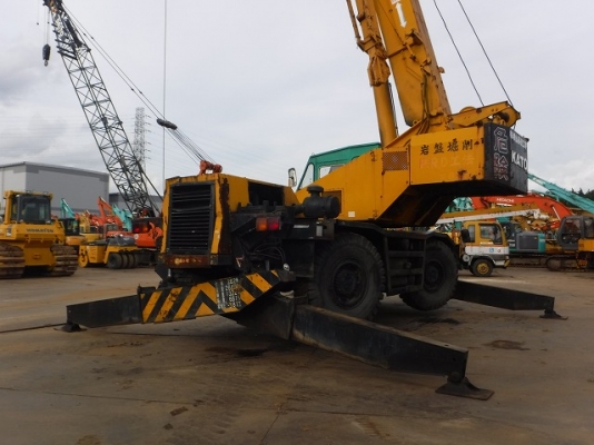 ขายรถเครน ยี่ห้อ KATO รุ่น KR25H-IIIL ขายรถเครน ยี่ห้อ KATO รุ่น KR25H-IIIL