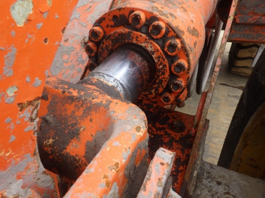 ขายรถตัก ยี่ห้อ Hitachi รุ่น ZW180