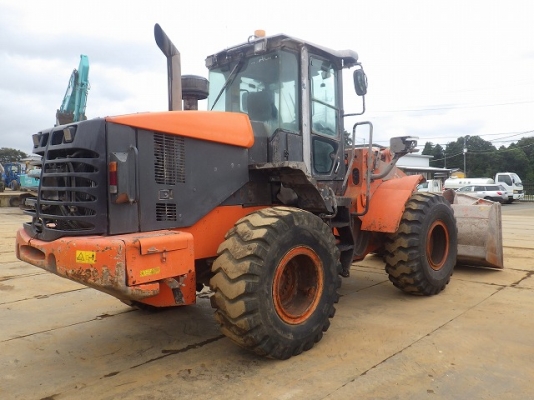 ขายรถตัก ยี่ห้อ Hitachi รุ่น ZW180