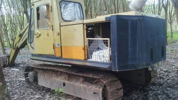 ขาย 255,000 บาท KOMATSU PC120-2 เครื่องดี ปั้มแรง  โช่หนา เอวแน่น เอกสารชื่อขาย   รถอยู่ จ.สระแก้ว โทร&amp;ไอดีไลน์ 0610710295