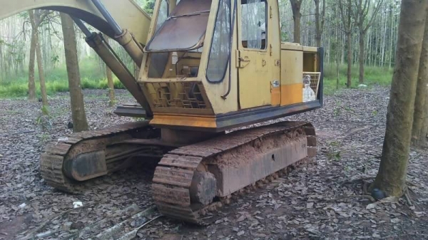 ขาย 255,000 บาท KOMATSU PC120-2 เครื่องดี ปั้มแรง  โช่หนา เอวแน่น เอกสารชื่อขาย   รถอยู่ จ.สระแก้ว โทร&amp;ไอดีไลน์ 0610710295