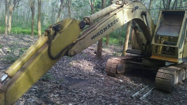 ขาย 255,000 บาท KOMATSU PC120-2 เครื่องดี ปั้มแรง  โช่หนา เอวแน่น เอกสารชื่อขาย   รถอยู่ จ.สระแก้ว โทร&amp;ไอดีไลน์ 0610710295