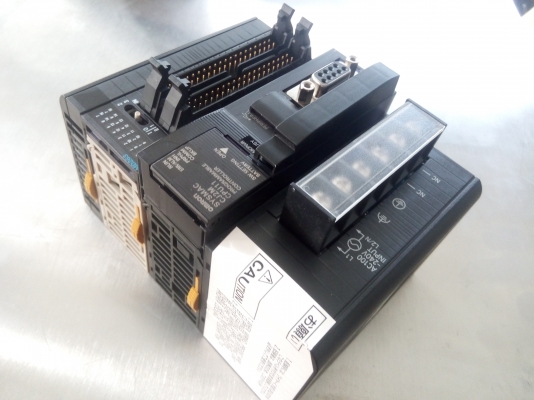 PLC OMRON CJ2M-CPU11 +MD263 +PW PLC OMRON CJ2M-CPU11 +MD263 +PW