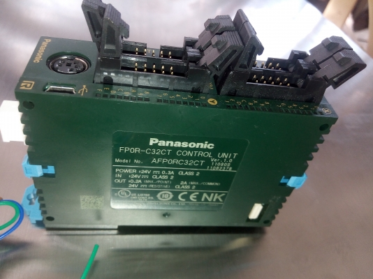 PLC FP0R-32CT +TERMAINAL PLC FP0R-32CT +TERMAINAL