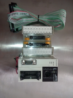 PLC MITSUBISHI FX3UC-32MT + TERNINAL