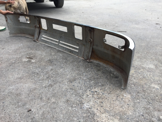 กันชนหกล้อ