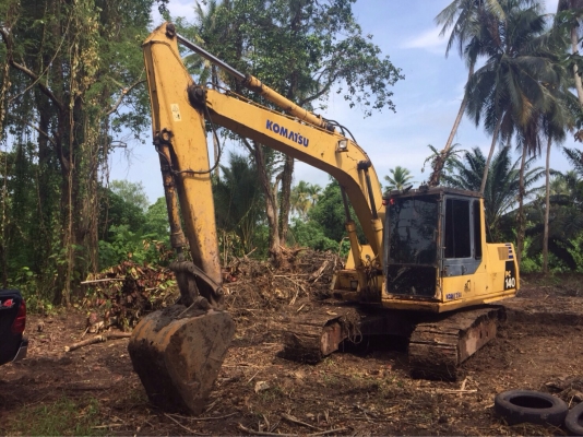 ขายรถแบคโฮ KOMATSU PC120-5 คอลโทรลสั้น ราคา 350000 ขายรถแบคโฮ KOMATSU PC120-5 คอลโทรลสั้น ราคา 350000