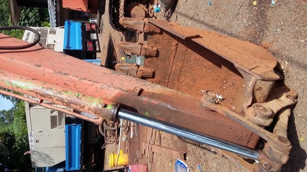 ขายรถแม็กโค กาโต้ 60-2 ( เทียบเท่า PC60 ) ขายรถแม็กโค กาโต้ 60-2 ( เทียบเท่า PC60 )