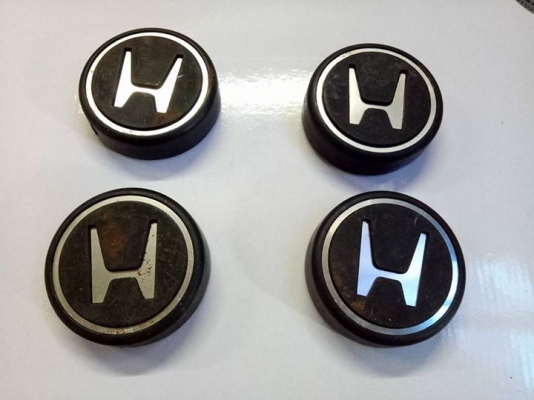 ฝาปิดดุมล้อ toyota,mazda