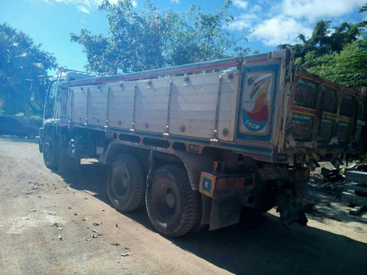 ขายIsuzu 270ปี48ดั๊มแม่ลูก สภาพพร้อมใช้ ติดต่อคุณอ๊อฟพิจิตร086-737-9991