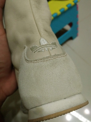 รองเท้าAdidas Size:38จากตู้ญี่ปุ่น รองเท้าAdidas Size:38จากตู้ญี่ปุ่น