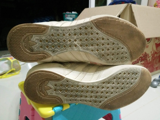 รองเท้าAdidas Size:38จากตู้ญี่ปุ่น รองเท้าAdidas Size:38จากตู้ญี่ปุ่น