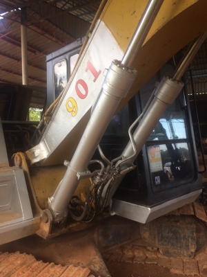 ขายรถแบคโฮ KOMATSU PC120-3 แอร์เย็นฉ่ำ ราคา 420000