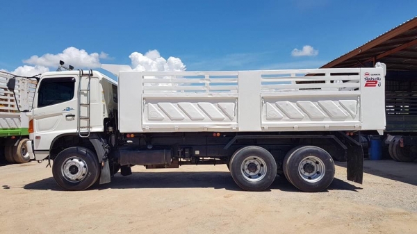 Hino 320 แรง ปี 51 แม่เดี่ยวมีระบบลากพ่วง กระบะดัมพ์สามมิตร ทะเบียนพร้อม