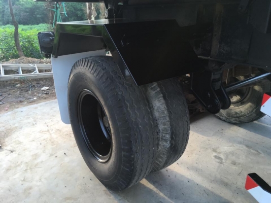 ลูกพ่วงดัมพ์สามมิตร 2 เพลา ปี 42 พื้นสวยเรียบพร้อมใช้งาน ทะเบียนพร้อม ลูกพ่วงดัมพ์สามมิตร 2 เพลา ปี 42 พื้นสวยเรียบพร้อมใช้งาน ทะเบียนพร้อม