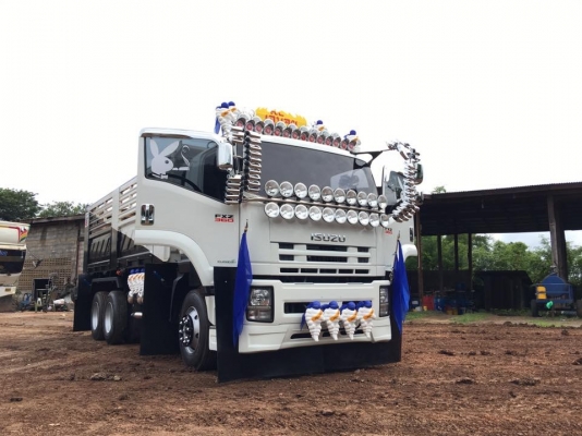 Isuzu 360 แรง ปี 56 แม่เดี่ยวดัมพ์สามมิตร มีระบบลากพ่วง ไมล์น้อย