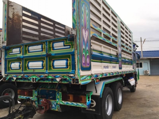 Hino 344 แรง ปี 56 กระบะดัมพ์SKT แม่ลูก 3 เพลาแท้ ใส่ของได้เกือบ 30 ตัน Hino 344 แรง ปี 56 กระบะดัมพ์SKT แม่ลูก 3 เพลาแท้ ใส่ของได้เกือบ 30 ตัน