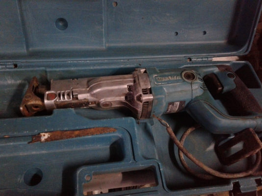 เลื่อยไฟฟ้า เลื่อยไฟฟ้า