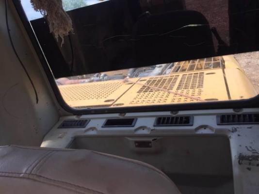 ขาย 890,000 บาท CATTERPILAR 320C ทำงาน 22,xxx ชม. เครื่องดี ปั้มแรง โช่หนา เอวแน่น ไฟฟ้าครบ(ขาดมอเตอร์คันเร่ง) เอกสารเล่มทะเบียน  รถอยู่ จ.บุรีรัมย์ โทร&amp;ไอดีไลน์ 0610710295