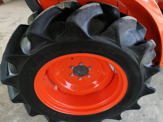 คูโบต้า L3608SP 4 WD ตัวเปล่าแน่นๆ 245 ชั่วโมง