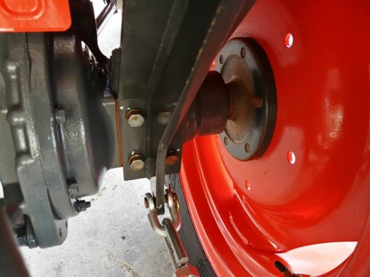 คูโบต้า L3608SP 4 WD ตัวเปล่าแน่นๆ 245 ชั่วโมง