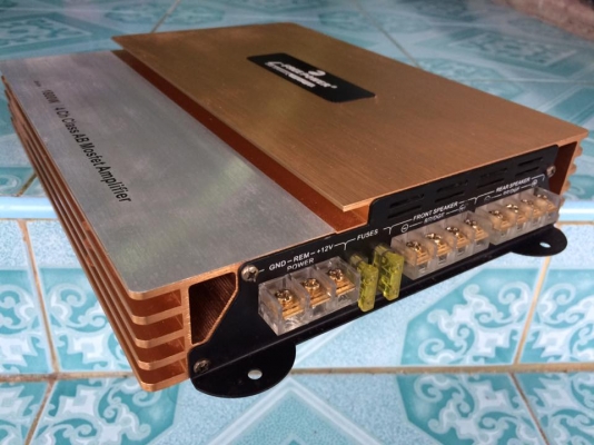 แอมป์คลาสเอบี4ch Freepower มือสองสภาพสวยเดิมๆไม่เคยซ่อม ใช้งานปกติ เสียงดีมาก ขับกลางแหลม4-6ดอกได้ 900 บาท สนใจ0892425454 อยู่สระบุรี แอมป์คลาสเอบี4ch Freepower มือสองสภาพสวยเดิมๆไม่เคยซ่อม ใช้งานปกติ เสียงดีมาก ขับกลางแหลม4-6ดอกได้ 900 บาท สนใจ0892425454 อยู่สระบุรี