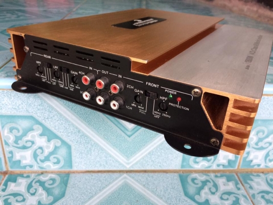 แอมป์คลาสเอบี4ch Freepower มือสองสภาพสวยเดิมๆไม่เคยซ่อม ใช้งานปกติ เสียงดีมาก ขับกลางแหลม4-6ดอกได้ 900 บาท สนใจ0892425454 อยู่สระบุรี แอมป์คลาสเอบี4ch Freepower มือสองสภาพสวยเดิมๆไม่เคยซ่อม ใช้งานปกติ เสียงดีมาก ขับกลางแหลม4-6ดอกได้ 900 บาท สนใจ0892425454 อยู่สระบุรี
