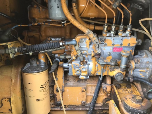 ขายรถตัก Komatsu 510(กรองเดี่ยว) รถนอกนำเข้าจากญี่ปุ่น 100\% สภาพสวย พร้อมใช้งาน สนใจติดต่อ 081-948-5494