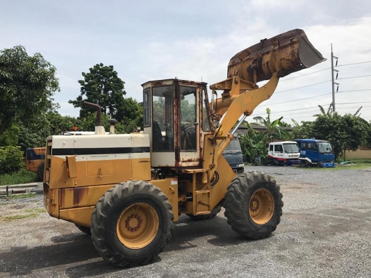 ขายรถตัก Komatsu 510(กรองเดี่ยว) รถนอกนำเข้าจากญี่ปุ่น 100\% สภาพสวย พร้อมใช้งาน สนใจติดต่อ 081-948-5494