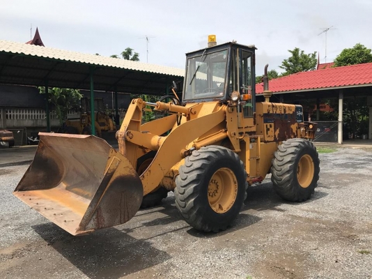 ขายรถตัก Komatsu 510 รถนอกนำเข้าจากญี่ปุ่น 100\% สภาพสวย พร้อมใช้งาน สนใจติดต่อ 081-948-5494