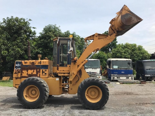 ขายรถตัก Komatsu 510 รถนอกนำเข้าจากญี่ปุ่น 100\% สภาพสวย พร้อมใช้งาน สนใจติดต่อ 081-948-5494
