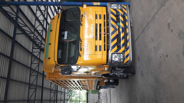 360 ปี 57 แม่ลูกดั้ม สวยพร้อมใช้ ยางเต็ม เอกสารพร้อมโอน