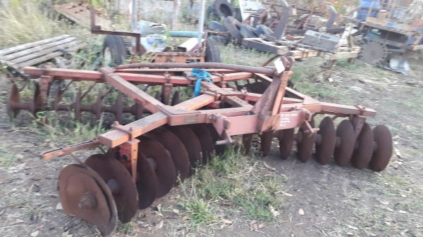 ขายผานยี่ห้อแม๊กซี่ เป็นผาน36 เก่านอก พร้อมใช้งาน