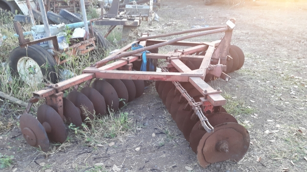 ขายผานยี่ห้อแม๊กซี่ เป็นผาน36 เก่านอก พร้อมใช้งาน