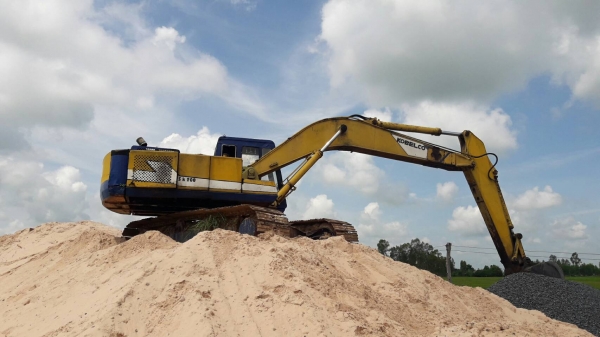 ขายSK200-2(มากทู) เครื่องเดิม ปั้มเดิม ช่วงล่างใหญ่ ทำงานเร็ว แรง