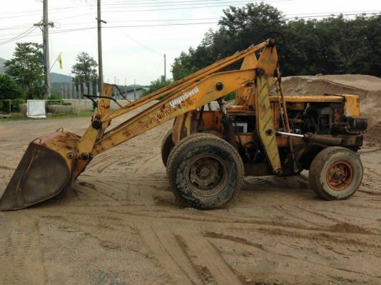 รถตักล้อยางโคมัทสุsd20