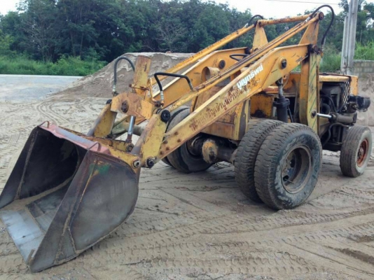 รถตักล้อยางโคมัทสุsd20