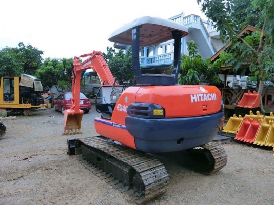ขายรถแคโฮ ยี่ห้อ: HITACHI แบบ: EX40-2 คอนโทนสั้น ปั้มนิ้ว เครื่อง4สูบ มีรายหัวกระแทก รถเก่านอกแท้ มีเอกสารใบอินวอย ไม่เคยใช้งานในไทย100\%  ทำสีและเช็คระบบใหม่ รถพร้อมใช้งาน สนใจติดต่อ : โทร 099-907-9273 กิ๊ฟ กมลชนก , 099-907-3356 ช่างบัง