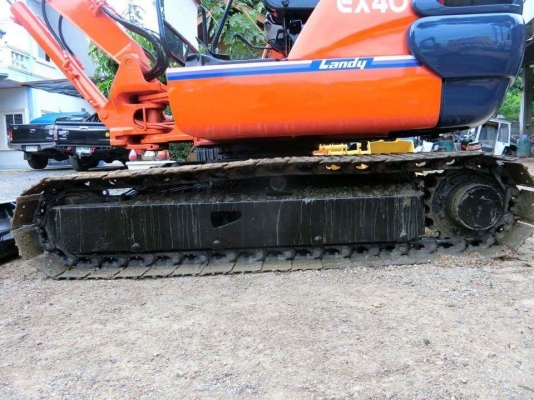 ขายรถแคโฮ ยี่ห้อ: HITACHI แบบ: EX40-2 คอนโทนสั้น ปั้มนิ้ว เครื่อง4สูบ มีรายหัวกระแทก รถเก่านอกแท้ มีเอกสารใบอินวอย ไม่เคยใช้งานในไทย100\%  ทำสีและเช็คระบบใหม่ รถพร้อมใช้งาน สนใจติดต่อ : โทร 099-907-9273 กิ๊ฟ กมลชนก , 099-907-3356 ช่างบัง