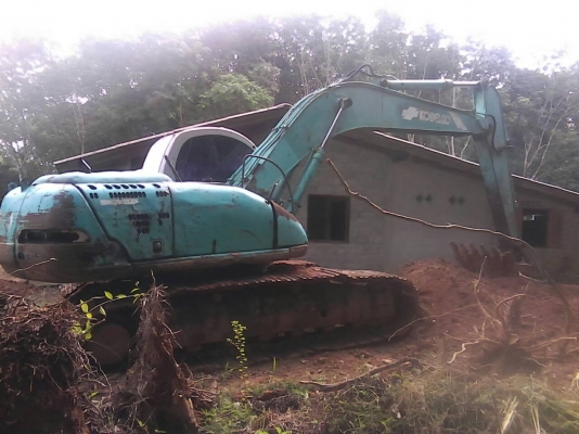 ขายรถแบคโฮ KOBELCO SK200-Vธรรมดา ราคา 580000 ขายรถแบคโฮ KOBELCO SK200-Vธรรมดา ราคา 580000