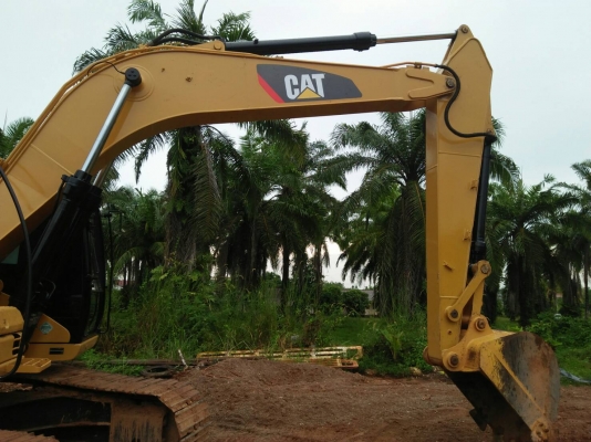 ขายรถแบคโฮ CAT 315 D เอกสารเล่ม ไมล์ 5300 ชม.ราคา 1550000