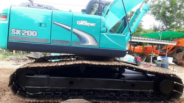 ขายรถแบคโฮ KOBELCO SK200-8 YN12 ไมล์ 8800 ชม.เอกสารชุดจดทะเบียน ราคา 1880000
