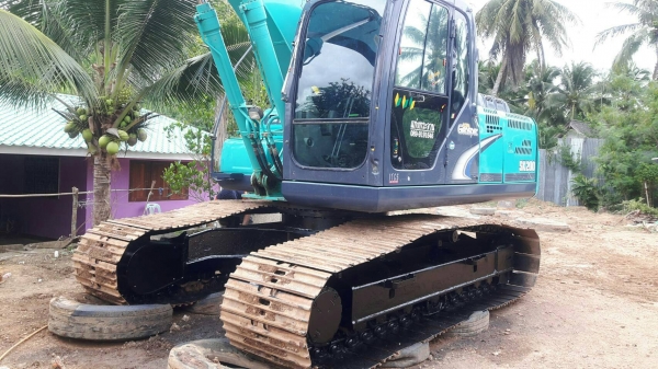 ขายรถแบคโฮ KOBELCO SK200-8 YN12 ไมล์ 8800 ชม.เอกสารชุดจดทะเบียน ราคา 1880000