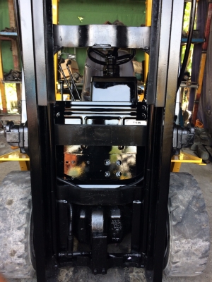 ขาย โฟรคลิฟท์ ทีซีเอ็ม  3 ตัน ดีเซล เสา 4 เมตร